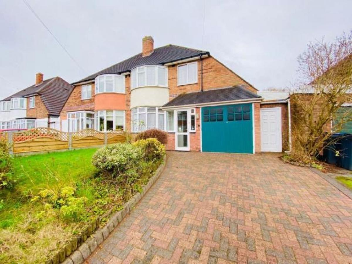 Picture of Home For Rent in Sutton Coldfield, West Midlands, United Kingdom