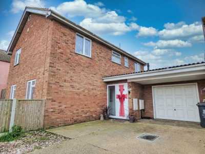 Home For Sale in Great Yarmouth, United Kingdom