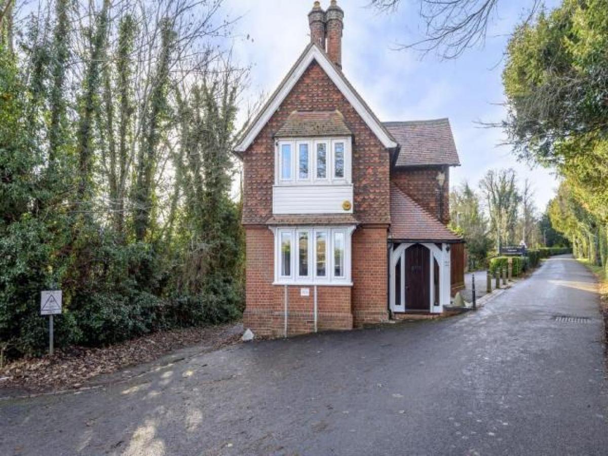Picture of Home For Rent in Henley on Thames, Oxfordshire, United Kingdom