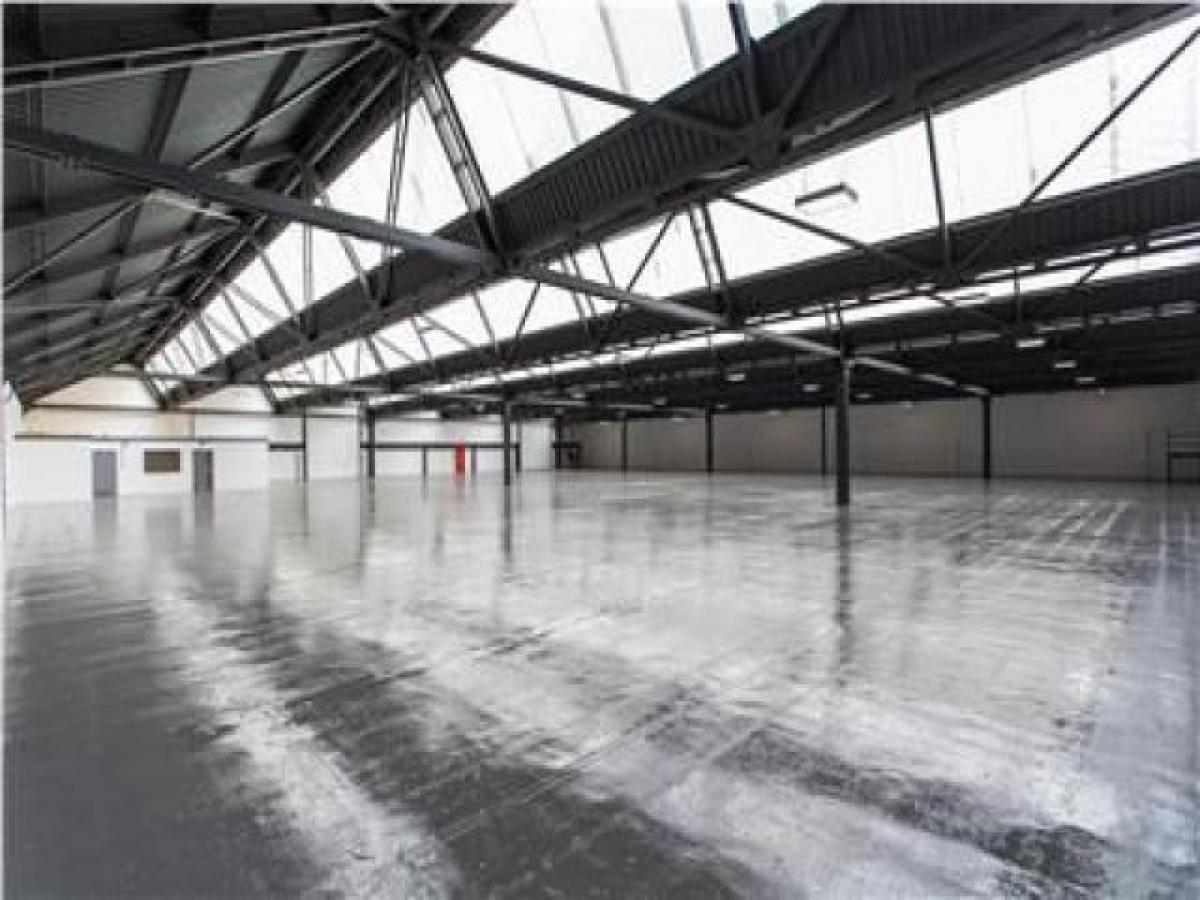 Picture of Industrial For Rent in Bradford, West Yorkshire, United Kingdom