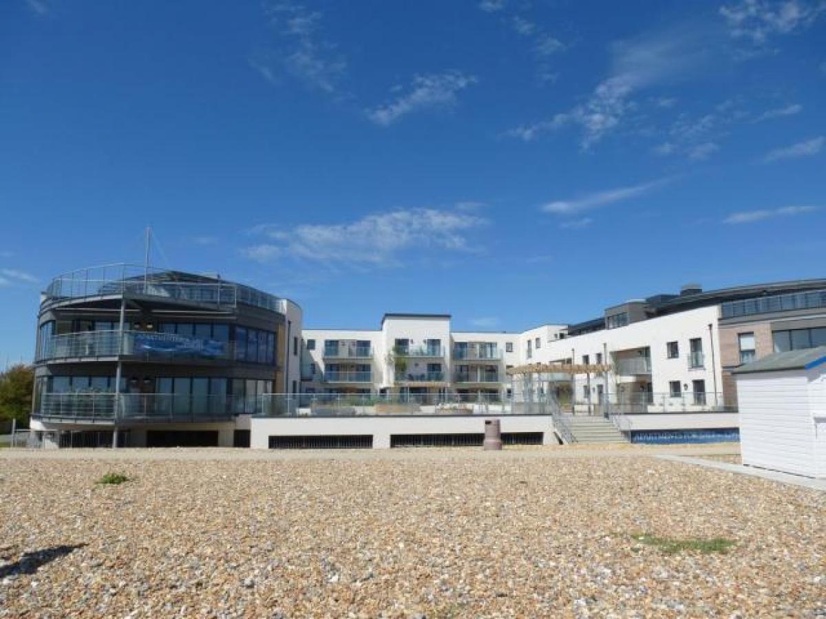 Picture of Apartment For Rent in Worthing, West Sussex, United Kingdom