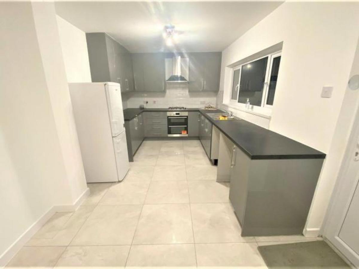 Picture of Home For Rent in Feltham, Northern Ireland, United Kingdom
