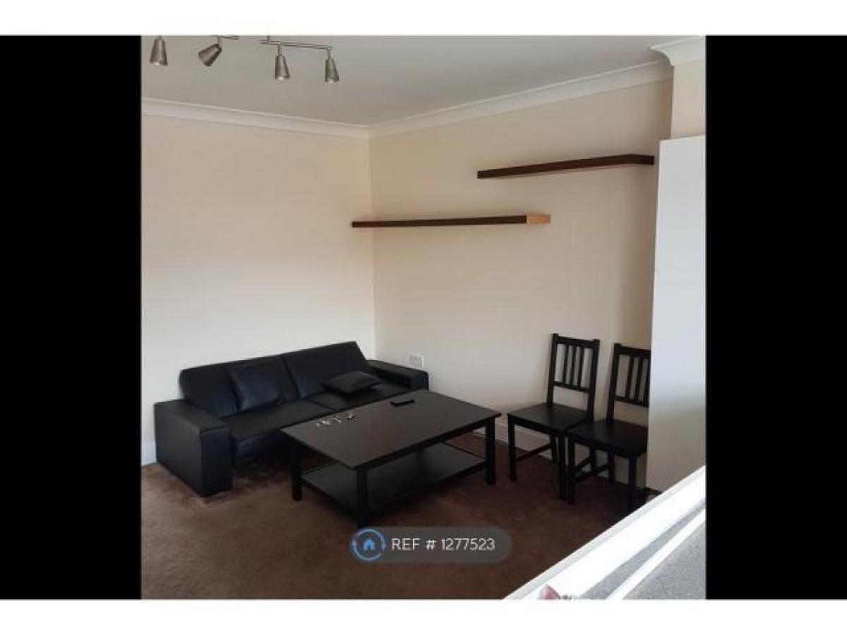 Picture of Apartment For Rent in Potters Bar, Hertfordshire, United Kingdom