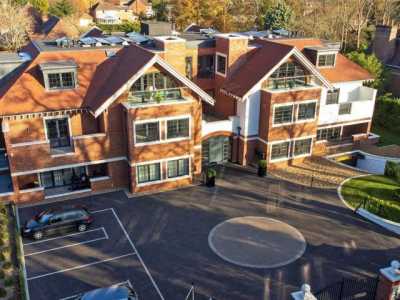 Apartment For Rent in Beaconsfield, United Kingdom