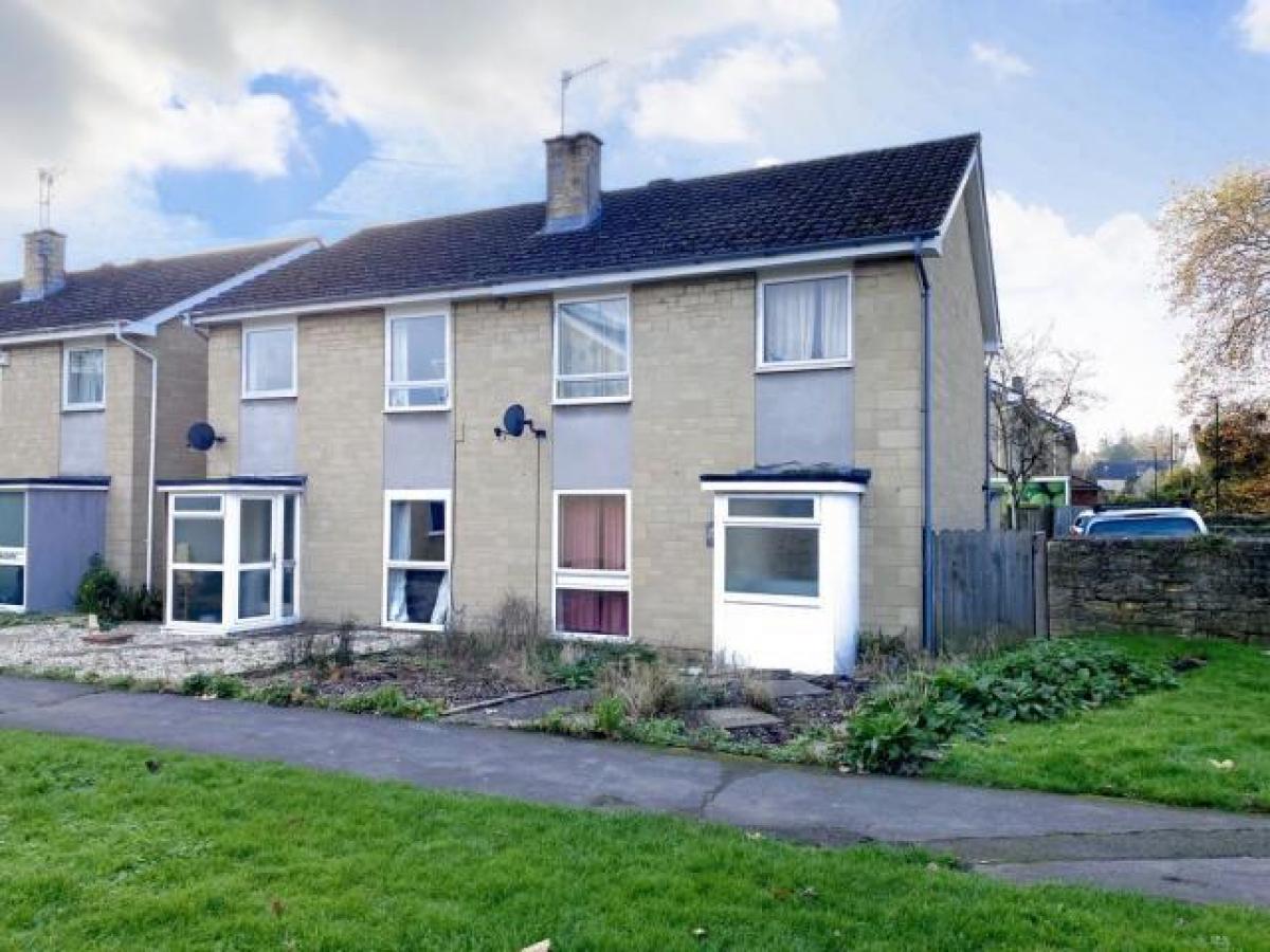 Picture of Home For Rent in Cirencester, Gloucestershire, United Kingdom