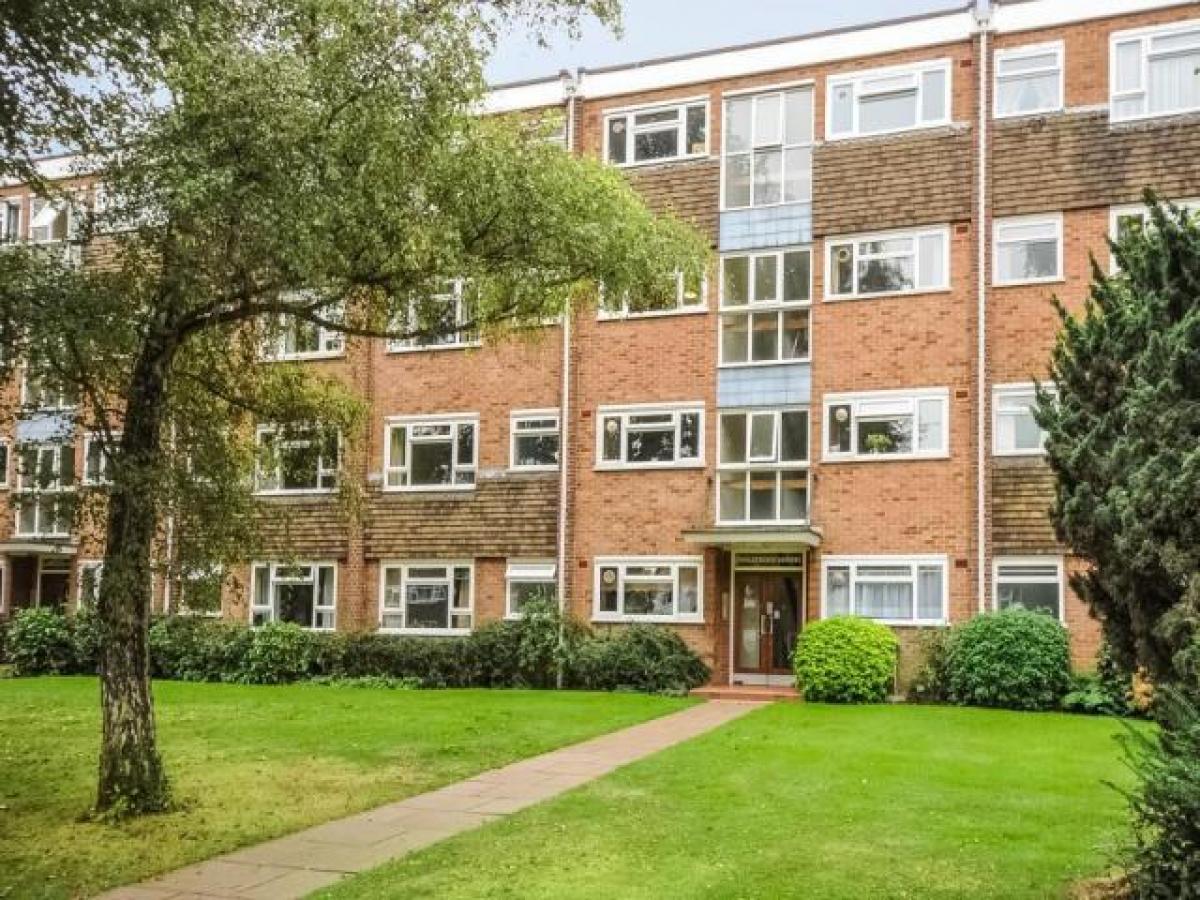 Picture of Apartment For Rent in Surbiton, Greater London, United Kingdom