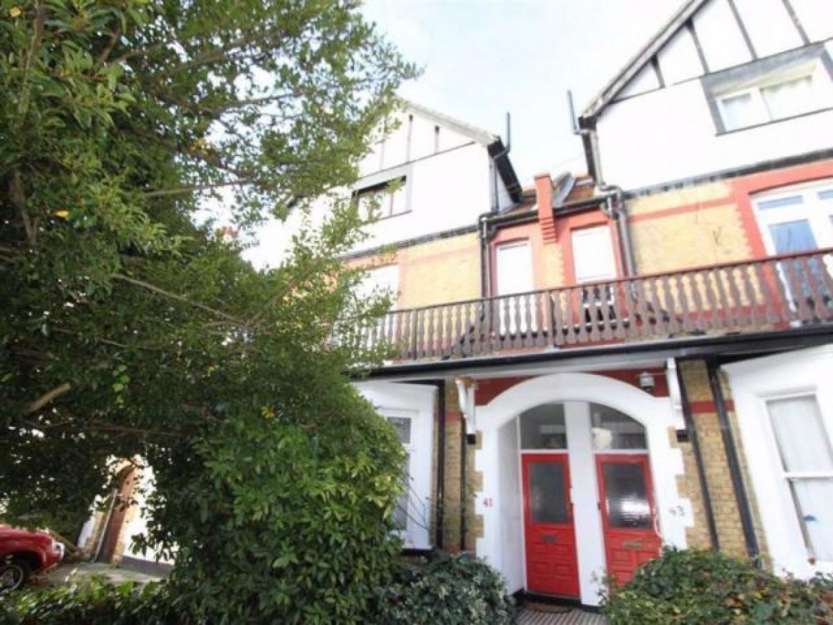 Picture of Apartment For Rent in Westcliff on Sea, Essex, United Kingdom