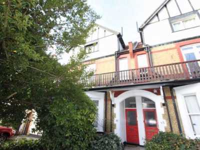 Apartment For Rent in Westcliff on Sea, United Kingdom