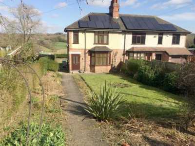 Home For Rent in Stone, United Kingdom