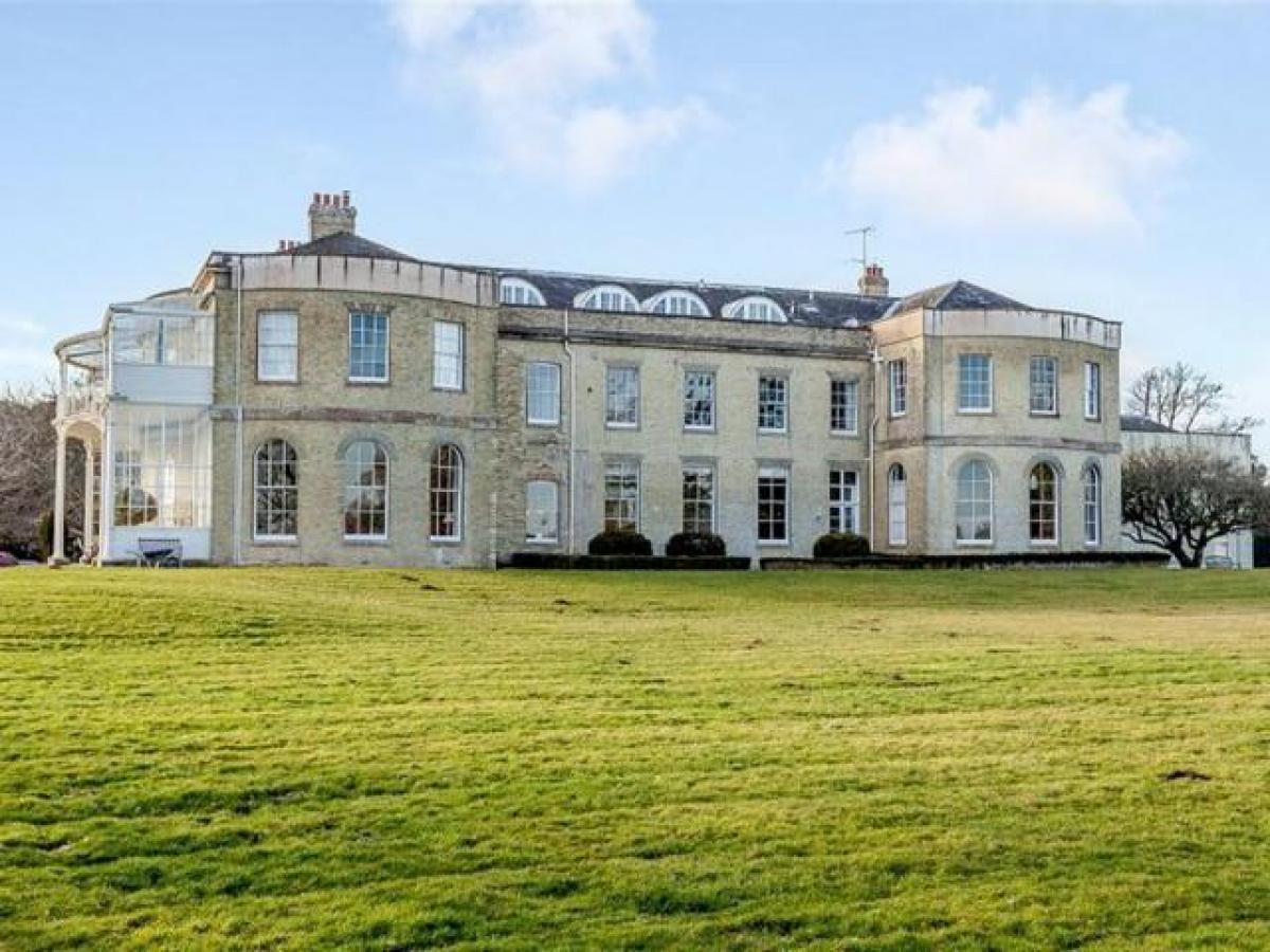 Picture of Home For Rent in Chichester, West Sussex, United Kingdom