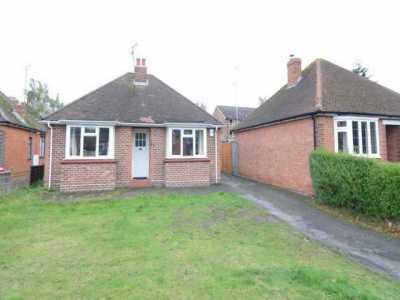 Bungalow For Rent in Farnborough, United Kingdom