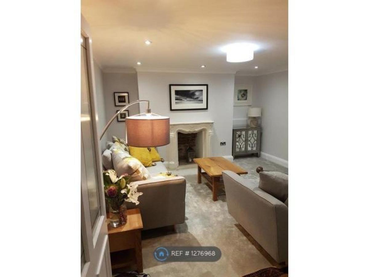 Picture of Apartment For Rent in Surbiton, Greater London, United Kingdom
