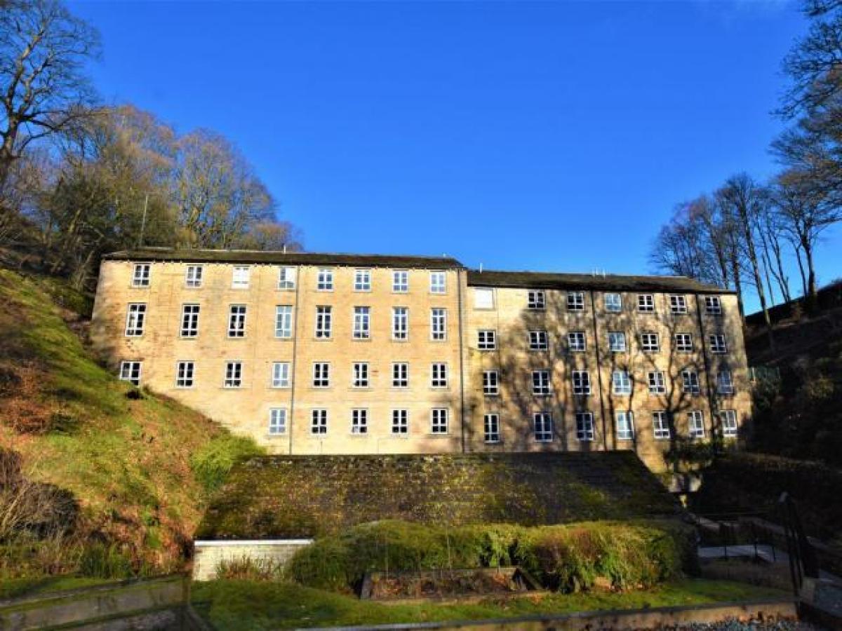 Picture of Apartment For Rent in Holmfirth, West Yorkshire, United Kingdom