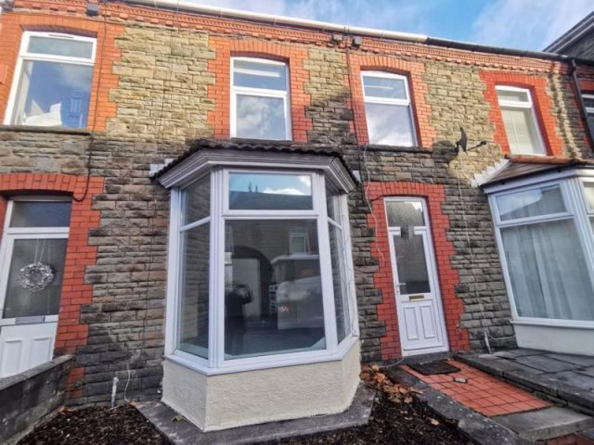 Picture of Home For Rent in Caerphilly, Mid Glamorgan, United Kingdom
