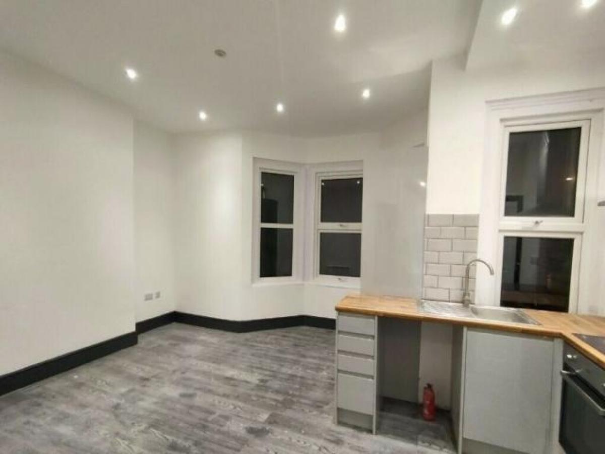 Picture of Home For Rent in Croydon, Greater London, United Kingdom