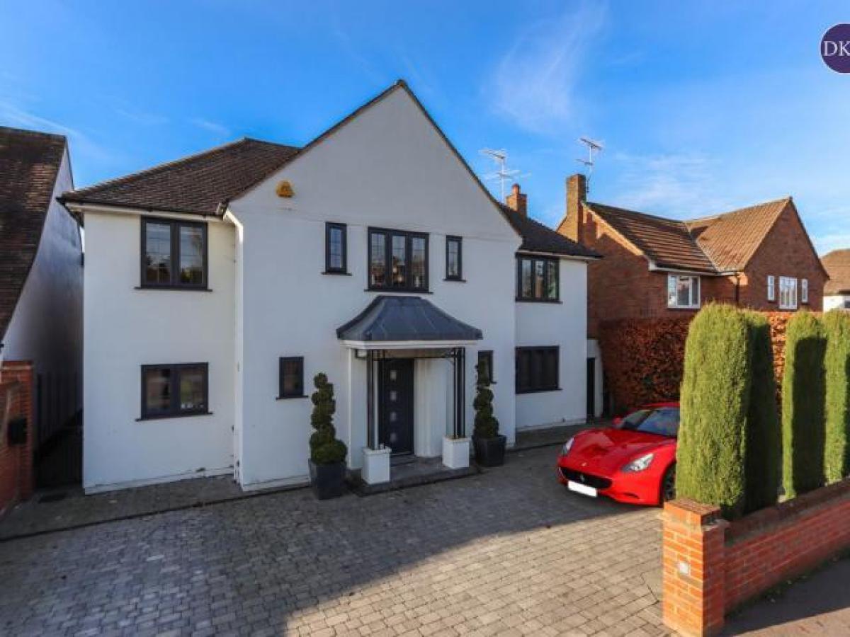 Picture of Home For Rent in Watford, Hertfordshire, United Kingdom