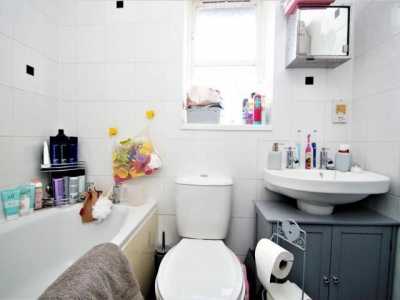 Bungalow For Rent in Leeds, United Kingdom