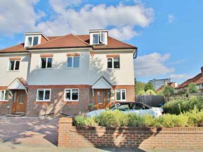 Home For Rent in Surbiton, United Kingdom
