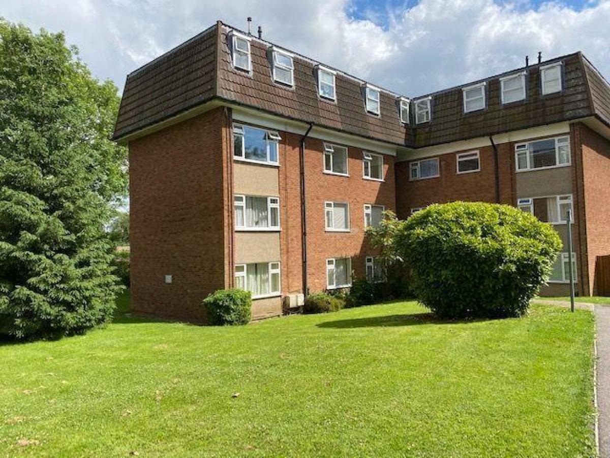 Picture of Apartment For Rent in Potters Bar, Hertfordshire, United Kingdom
