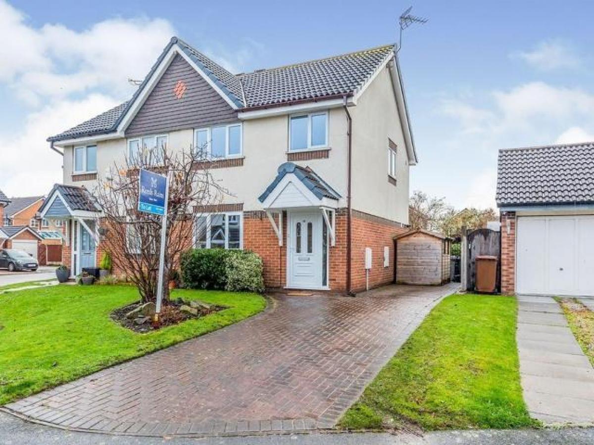 Picture of Home For Rent in Middlewich, Cheshire, United Kingdom