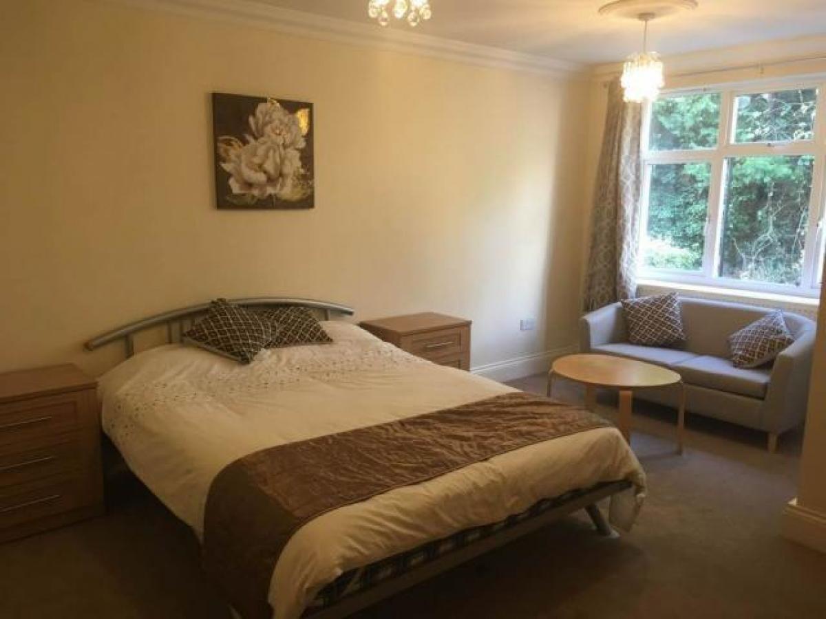 Picture of Apartment For Rent in Sutton Coldfield, West Midlands, United Kingdom
