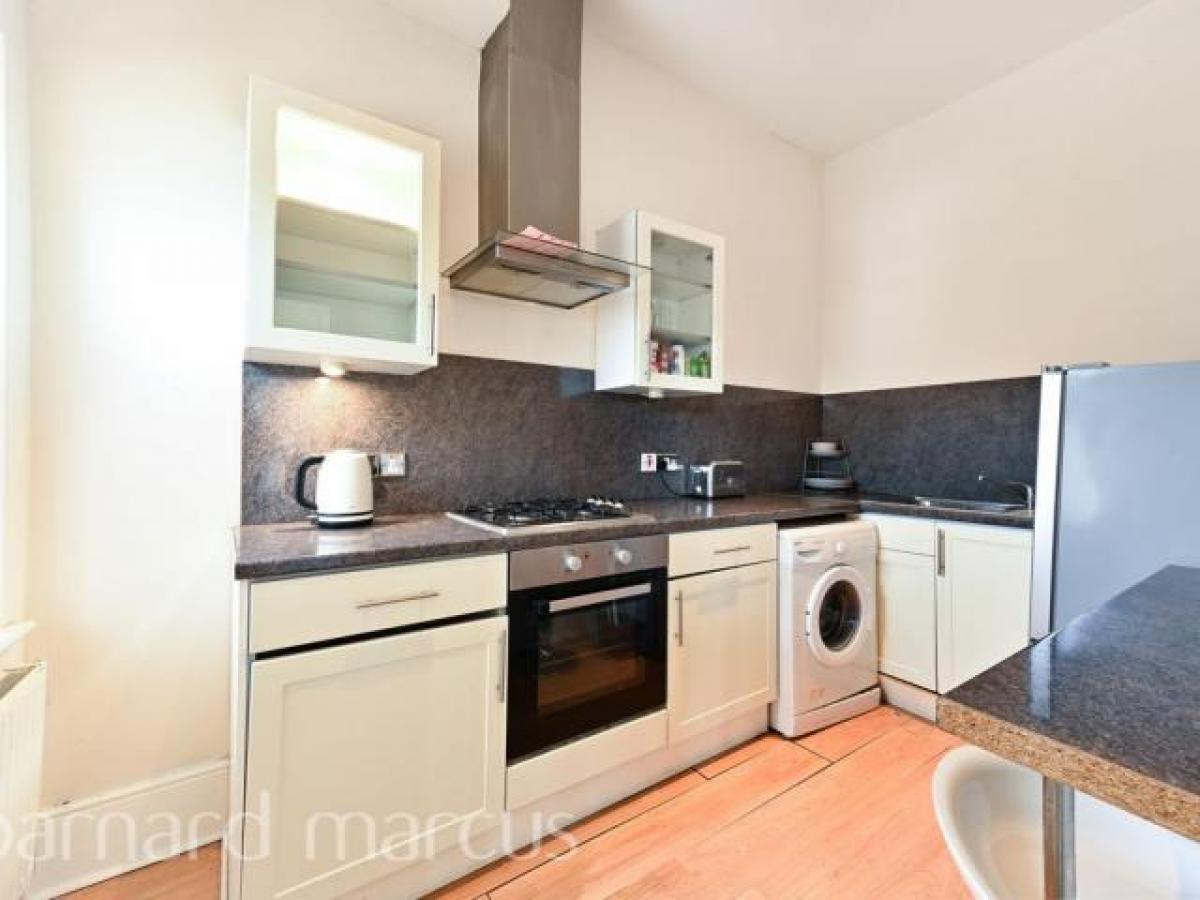 Picture of Apartment For Rent in Surbiton, Greater London, United Kingdom