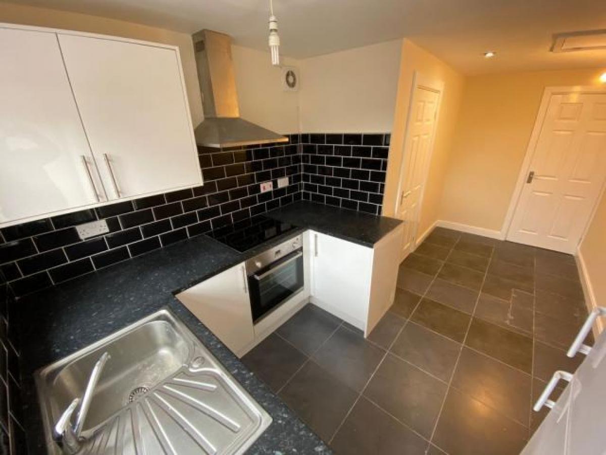 Picture of Apartment For Rent in Bilston, West Midlands, United Kingdom