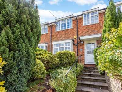 Apartment For Rent in Redhill, United Kingdom