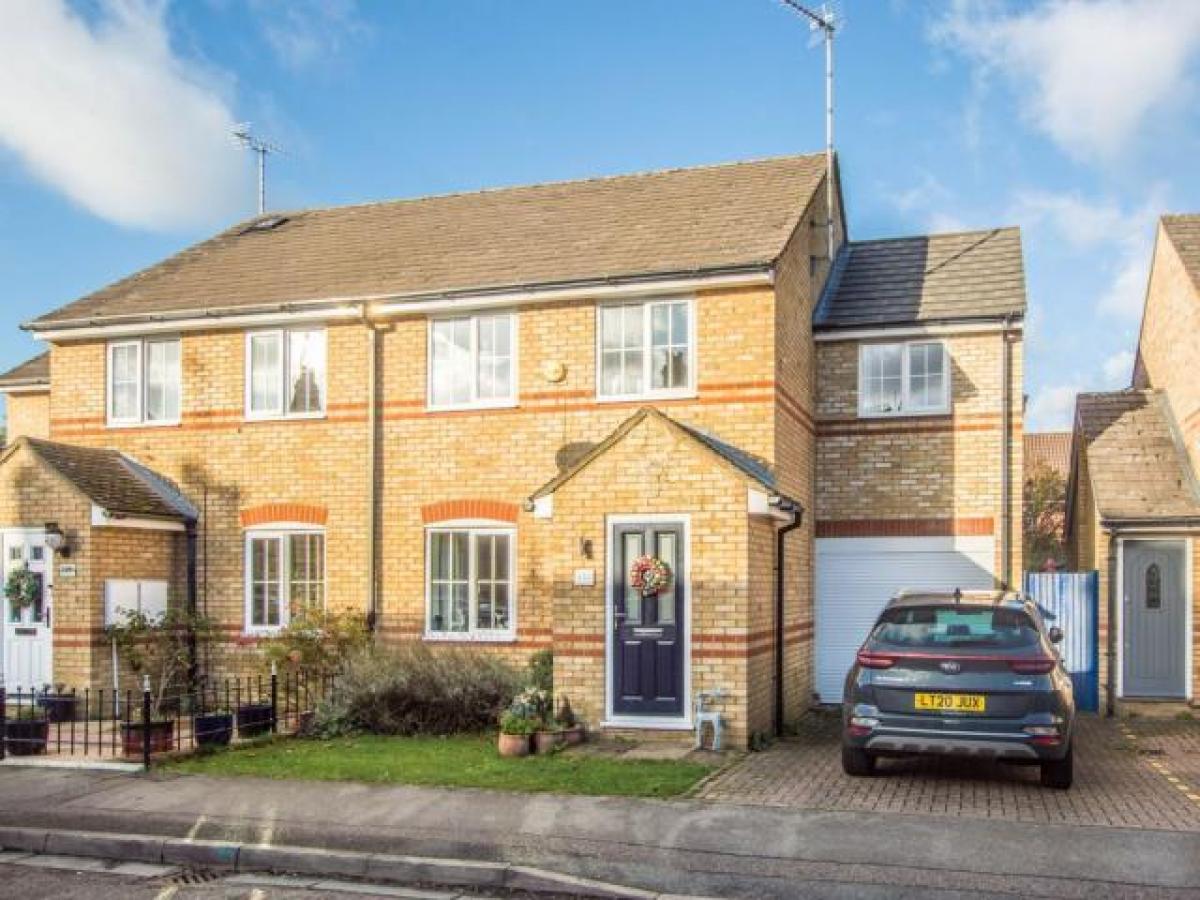 Picture of Home For Rent in Hertford, Hertfordshire, United Kingdom