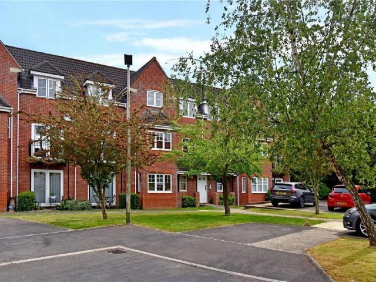 Picture of Apartment For Rent in Thatcham, Berkshire, United Kingdom