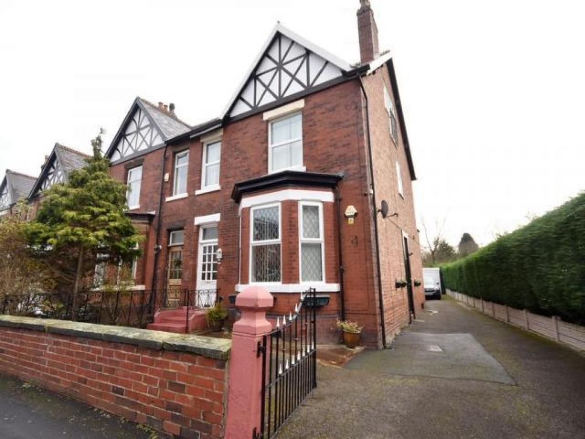 Picture of Apartment For Rent in Cheadle, Greater Manchester, United Kingdom