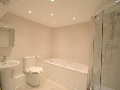 Apartment For Rent in Walton on Thames, United Kingdom