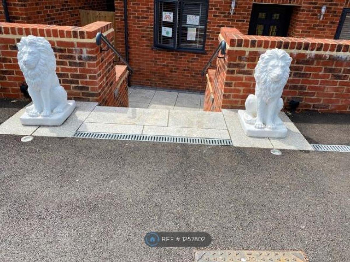 Picture of Bungalow For Rent in Gillingham, Dorset, United Kingdom