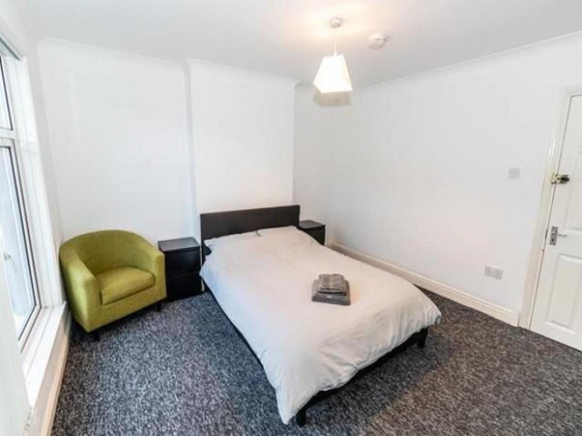 Picture of Apartment For Rent in Crewe, Cheshire, United Kingdom