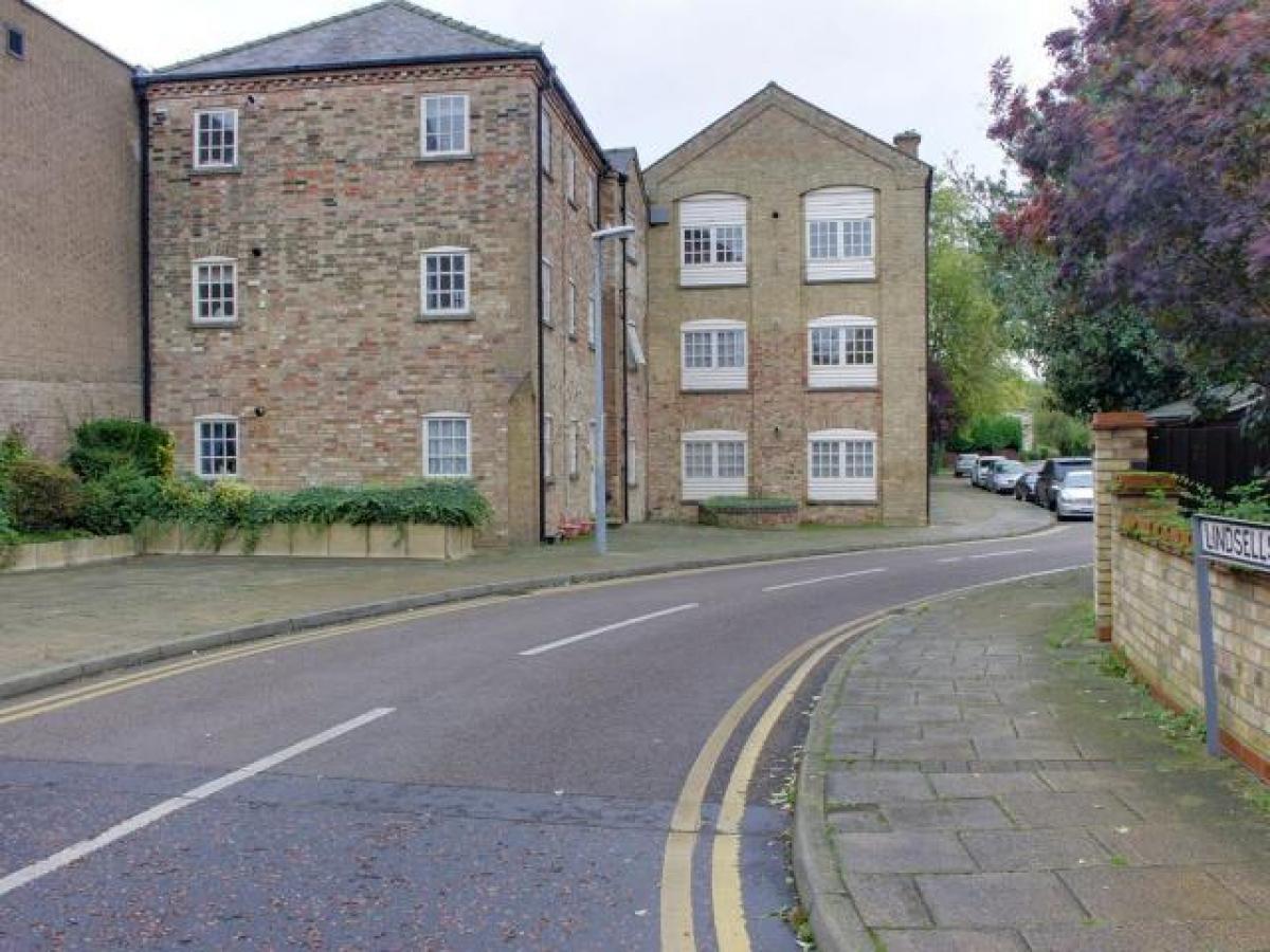 Picture of Apartment For Rent in Chatteris, Cambridgeshire, United Kingdom