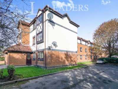 Apartment For Rent in Redhill, United Kingdom