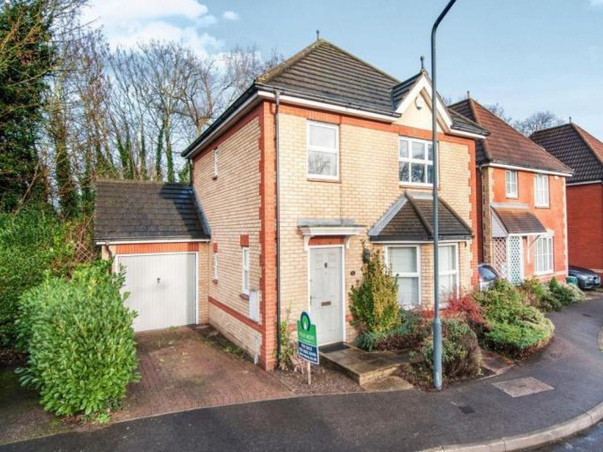 Picture of Home For Rent in Romford, Essex, United Kingdom