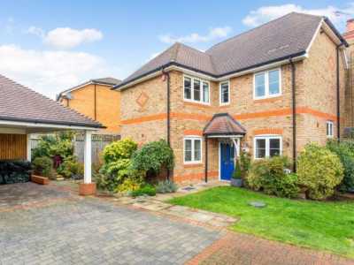 Home For Rent in Maidenhead, United Kingdom