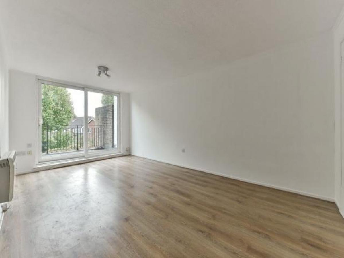 Picture of Apartment For Rent in Surbiton, Greater London, United Kingdom