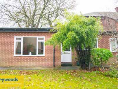 Bungalow For Rent in Stoke on Trent, United Kingdom
