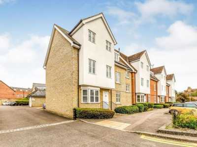 Apartment For Rent in