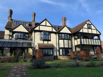 Apartment For Rent in East Grinstead, United Kingdom