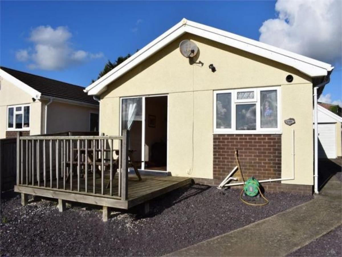 Picture of Bungalow For Rent in Swansea, West Glamorgan, United Kingdom