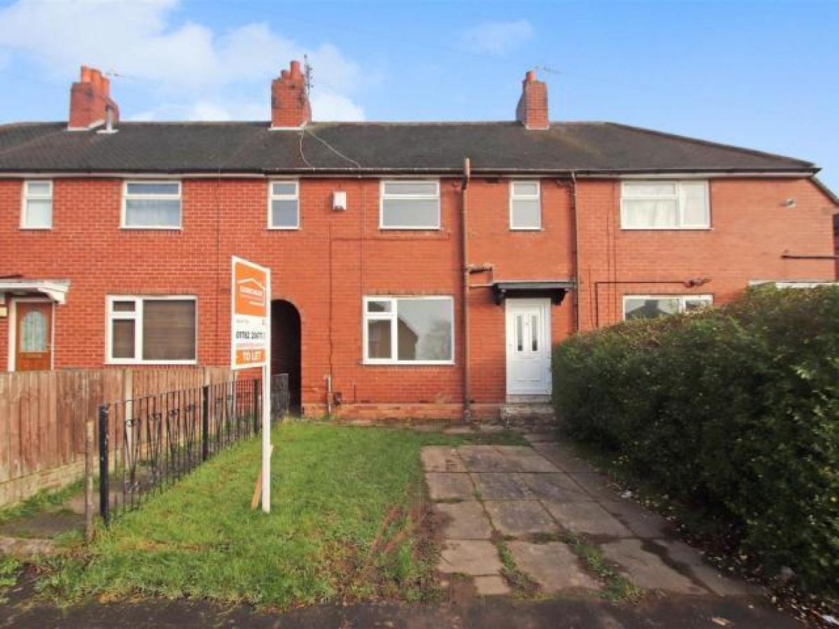Picture of Home For Rent in Newcastle under Lyme, Staffordshire, United Kingdom