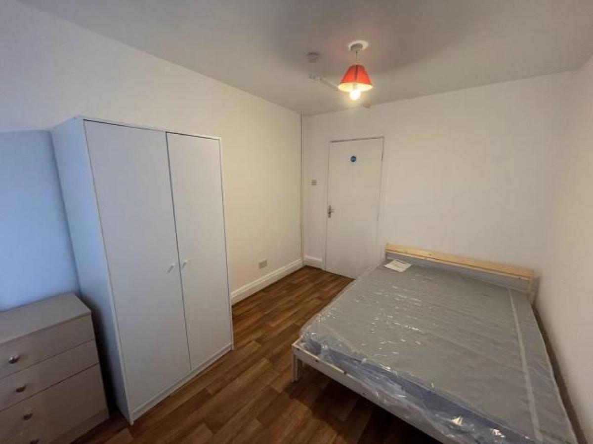 Picture of Apartment For Rent in Warrington, Cheshire, United Kingdom