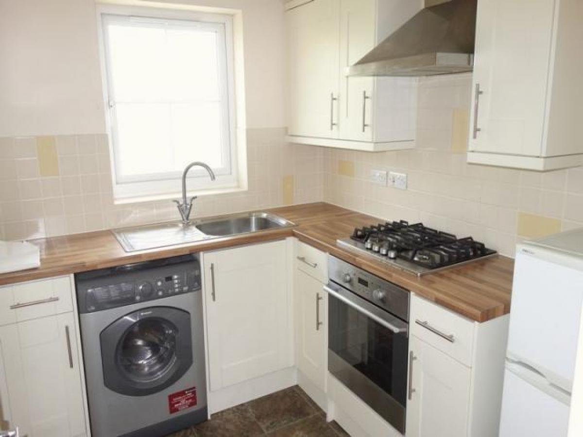 Picture of Apartment For Rent in Aldershot, Hampshire, United Kingdom