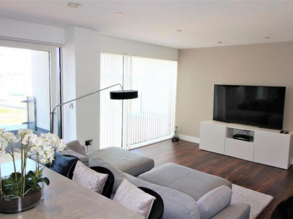 Picture of Apartment For Rent in Salford, Greater Manchester, United Kingdom