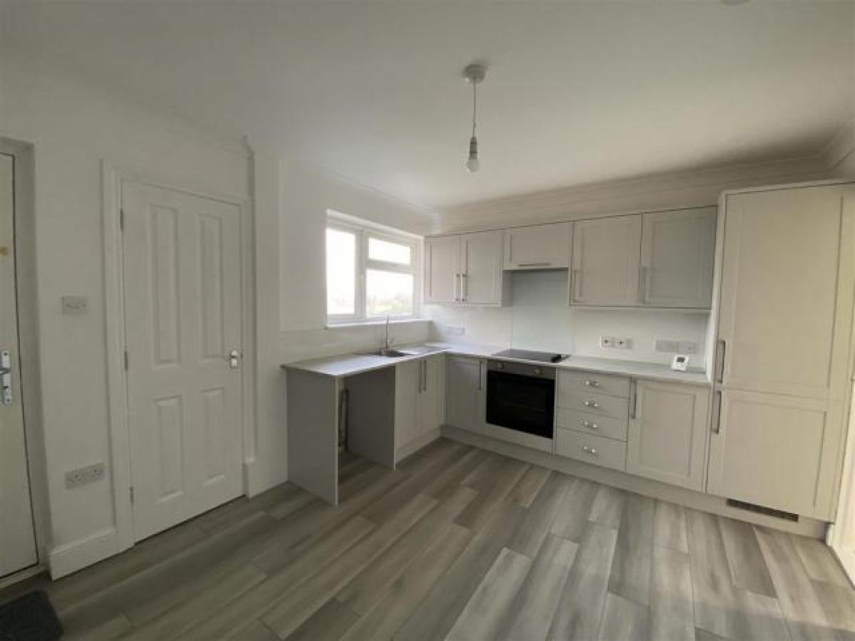 Picture of Apartment For Rent in Maidstone, Kent, United Kingdom