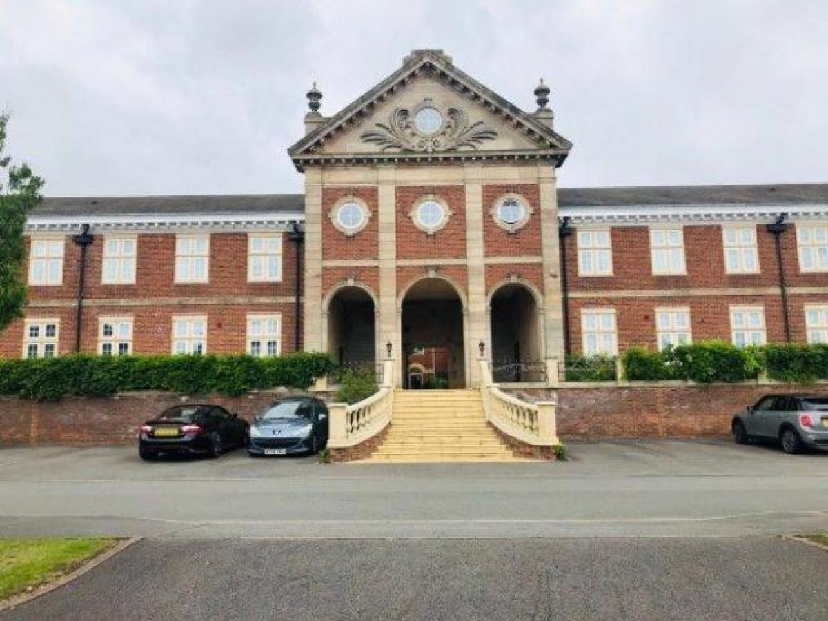 Picture of Apartment For Rent in Warwick, Warwickshire, United Kingdom