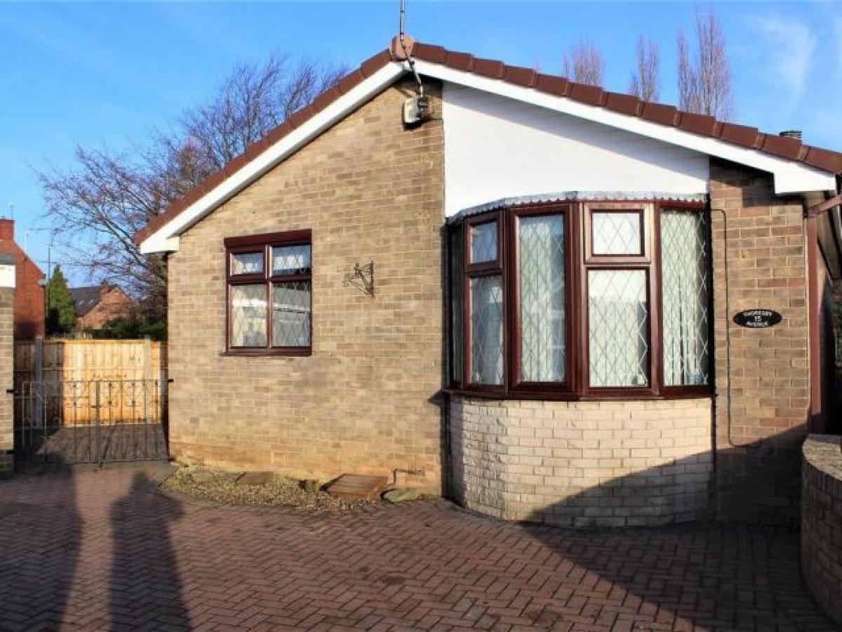 Picture of Bungalow For Rent in Chesterfield, Derbyshire, United Kingdom